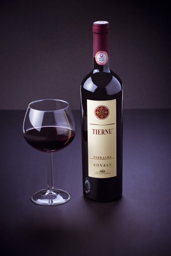 saveurs de sardaigne, vin tiernu