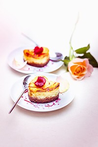 recette festive cheesecake spéculos coeurs à la rose et aux framboises valentine’s day recipes miniature