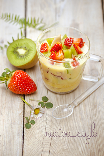 creme-vanille-macedoine-de-fruits-fraise-kiwi-offre-recettes-photos-all-in-one