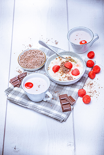 Pudding-de-semoule-chocolat-au-lait-et-fraises-tagada