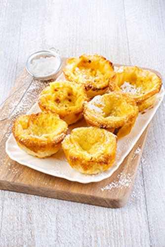 pasteis-de-nata-patisseres-portugaises-a-la-creme