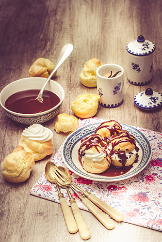 recettes-retro-profiteroles-chocolat-chantilly