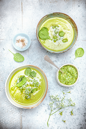 legumes-printemps-recette-veloute-petits-pois-epinards-pesto-pistaches