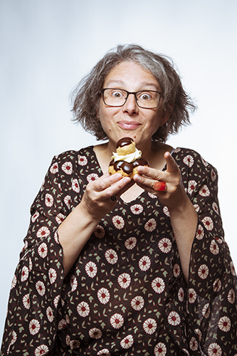 Portrait-religieuse-gourmandise-marielys-lorthios-photographe