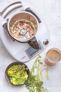 Step-01-Vite-et-Bon-Saveurs-Thermomix-N-22-asperges-petits-legumes-bouillon-©photo-marielys-lorthios.com-m