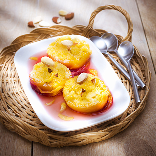 Pêches farcies aux amandes