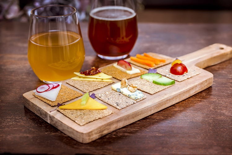 Crackers-Rebon-aperitif-planche-Photographe-professionnelle-Marielys-Lorthios.com